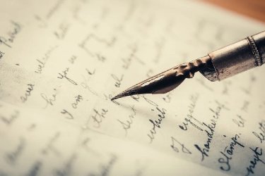 Tips for Keeping Your Writing on Track and Stay Organized