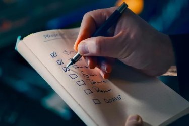 Goal-Setting for Success: How to Achieve Ambitious Goals