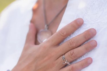 The Gratitude Attitude: Techniques for Cultivating Gratitude and Appreciation