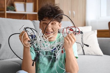 Why You Should Photograph Electronics Setup Before Packing