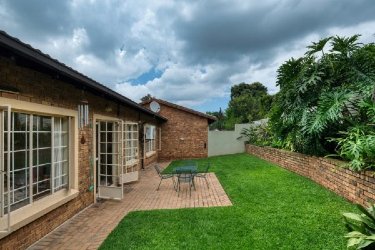 How to Install a Budget-Friendly Patio That Feels Luxurious