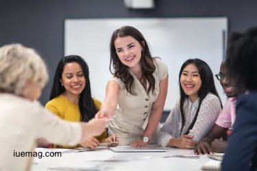 Top 10 Inspiring Entrepreneurs of 2025: Who is Leading the Next Big Wave of Innovation