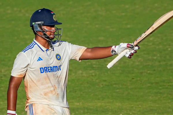 Inspiring Story of Vaibhav Suryavanshi- the 13-Year-Old Cricket Prodigy Who Became Youngest Crorepati in IPL History