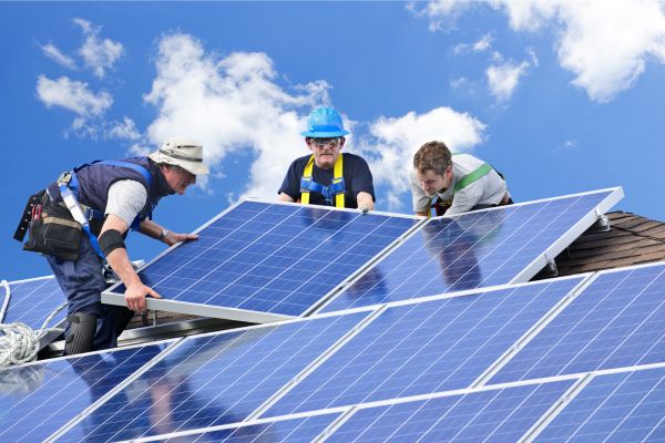 Why Homeowners Are Switching to Solar Roof Tiles – And You Should Too