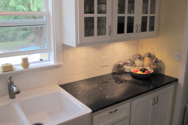 How Under-Cabinet Lighting Can Transform Your Kitchen’s Functionality and Aesthetics