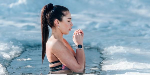 Science-Backed Benefits of Ice Baths: Why Everyone's Taking the Cold Plunge