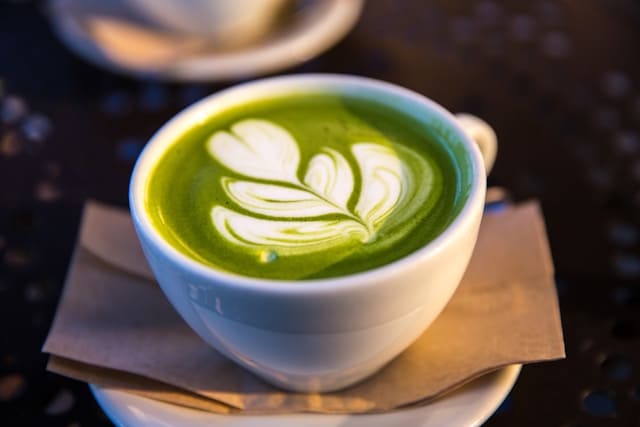 The Health Benefits of Matcha Tea: Why This Superfood is So Good for You