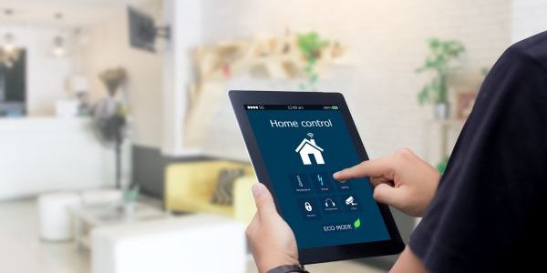 Why Smart Thermostats Are Becoming Standard in New Homes