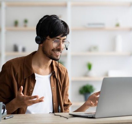 India’s Next Jobs Boom: Industries That Will Create the Most Employment (2025–2035) 1