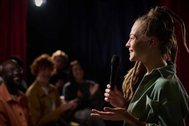 4 Common Mistakes Amateur Standup Comedians Make That Differs From Great Comedians