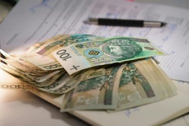 Personal Finance Tips For Balancing Savings, Spending, And Protection