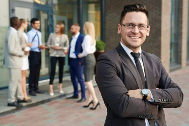 10 Signs You Are Working With an Emotionally Intelligent Leader