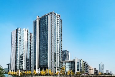 6 Sustainable Upgrades for Commercial Properties in Europe